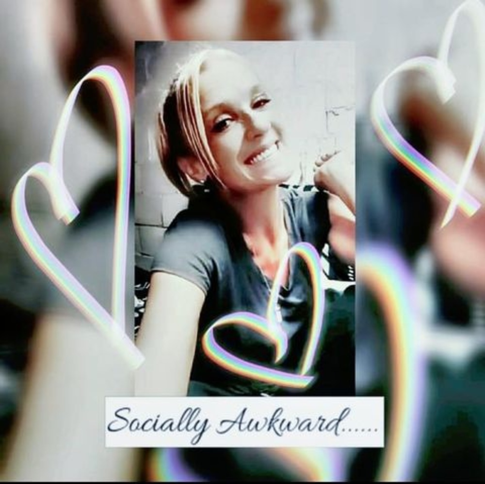 Meet your Posher, Rayna